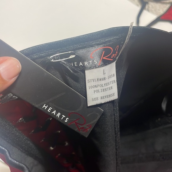 Hearts Rob red corset top set - Picture 7 of 7